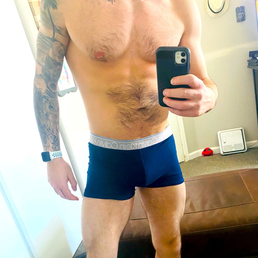 Large Calvin Klein trunks!